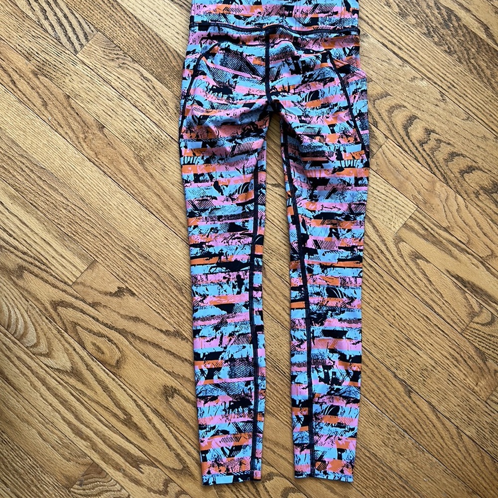 Lululemon leggings - Picture 6 of 6